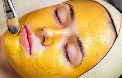 gram flour turmeric face pack